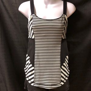 LuluLemon Mint and Black Tank